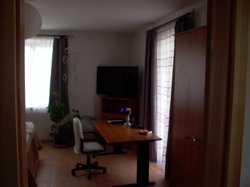 Woltersdorf  Gaestezimmer Ferienwohnung Villa Alexa, Mit Wallbox מראה חיצוני תמונה