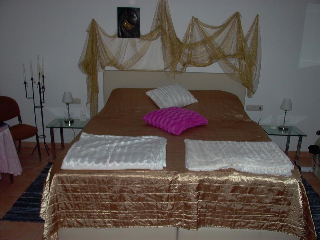 Woltersdorf  Gaestezimmer Ferienwohnung Villa Alexa, Mit Wallbox חדר תמונה