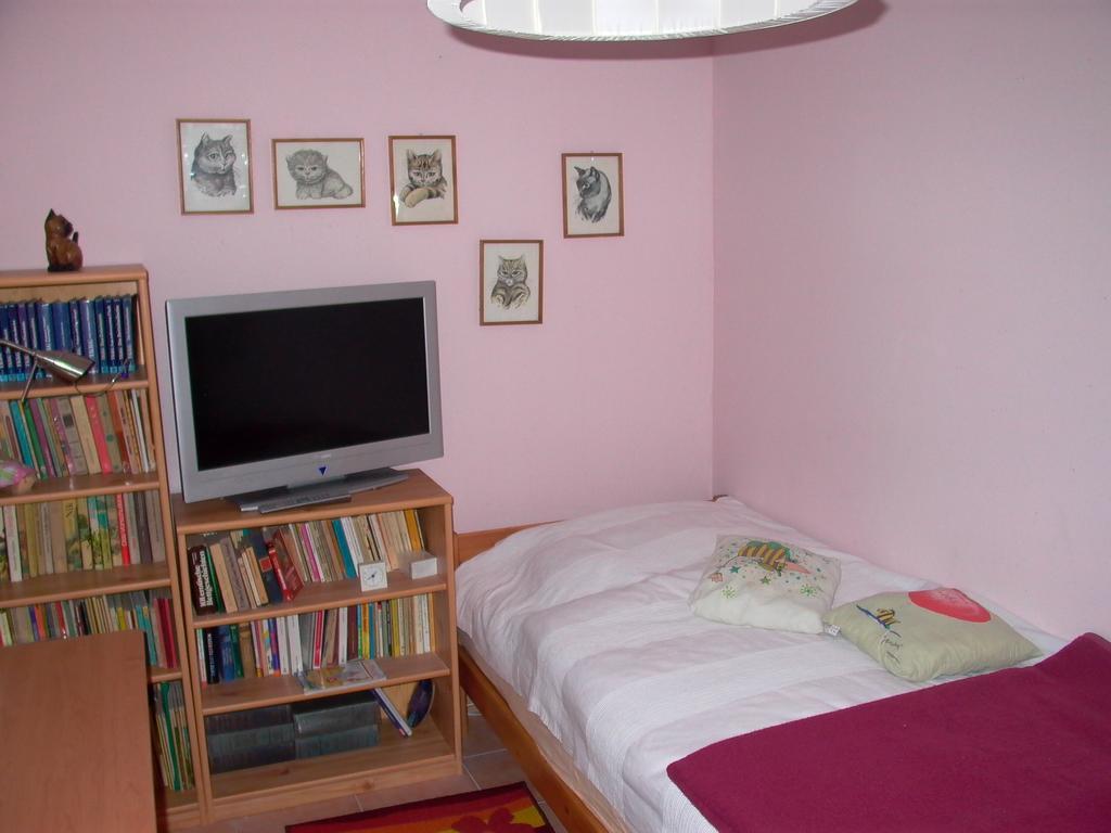 Woltersdorf  Gaestezimmer Ferienwohnung Villa Alexa, Mit Wallbox חדר תמונה
