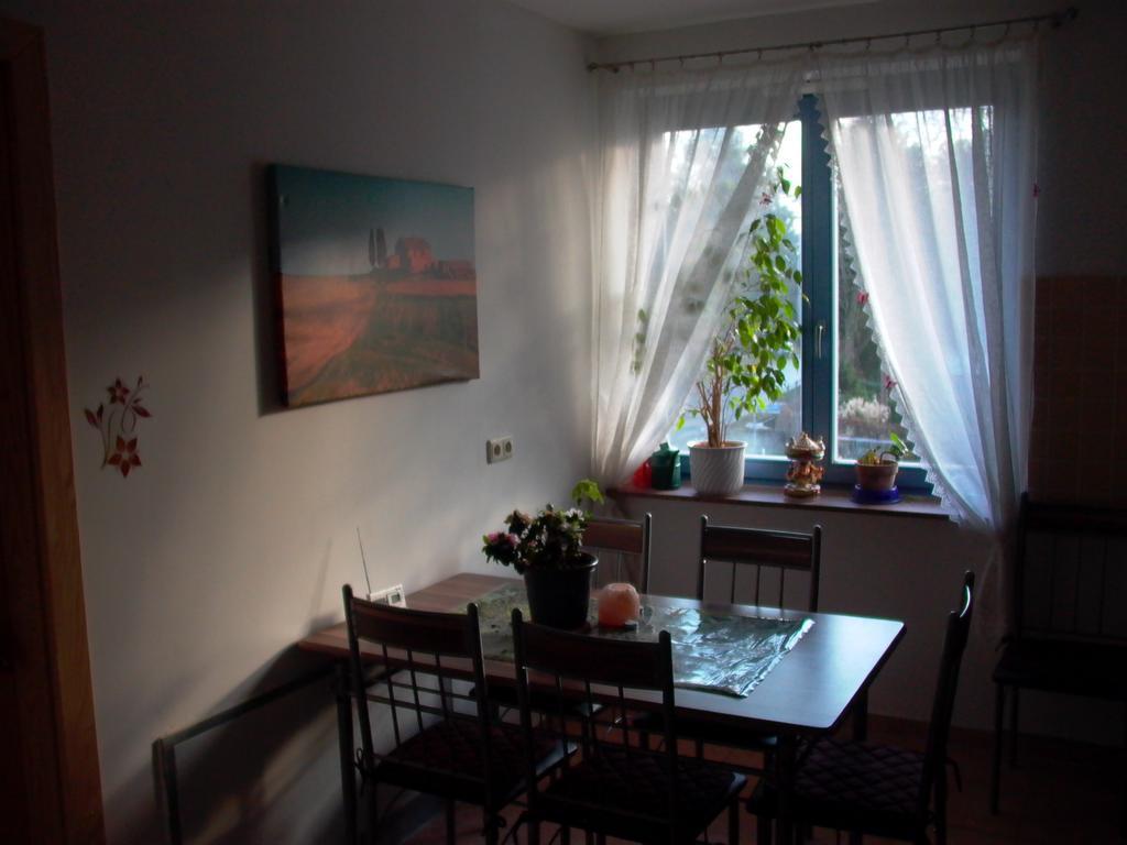 Woltersdorf  Gaestezimmer Ferienwohnung Villa Alexa, Mit Wallbox חדר תמונה